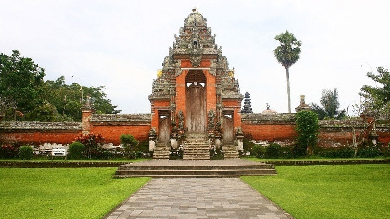 Храм Пура Таман Аюн на острове Бали