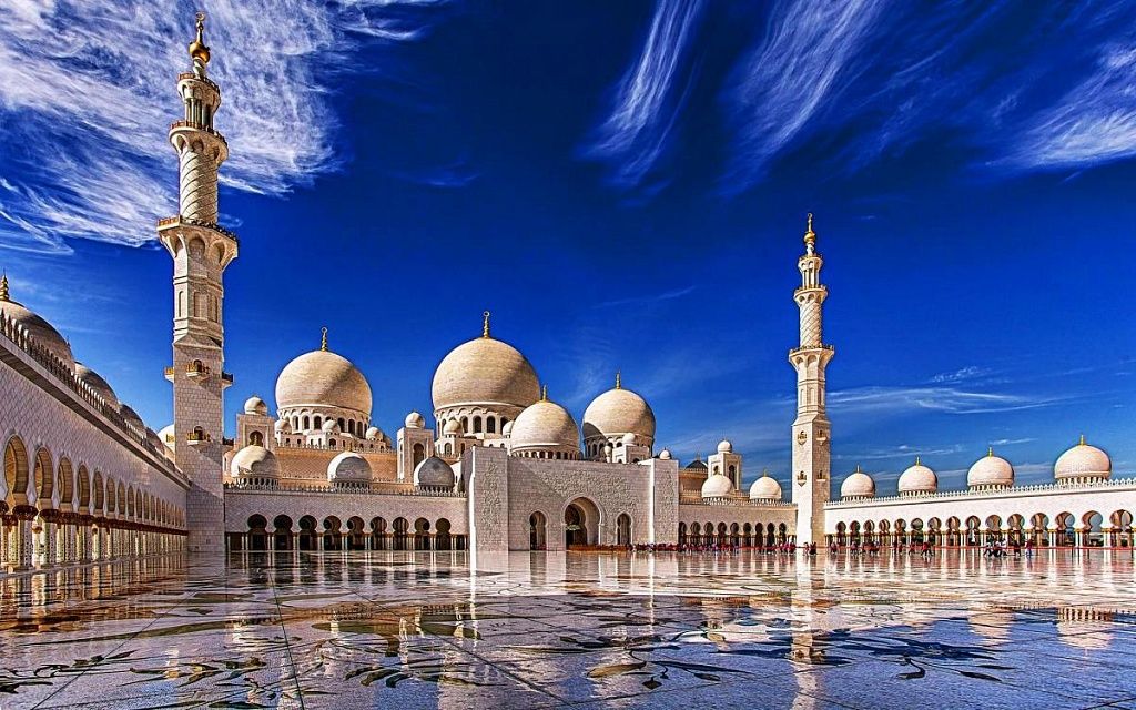 the Sheikh Zayed Grand Mosque